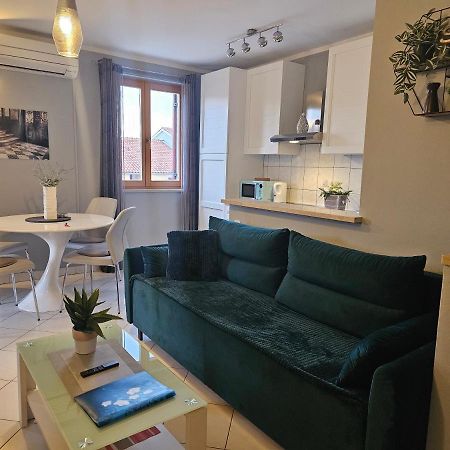 Apartment Gloria 罗维尼 外观 照片