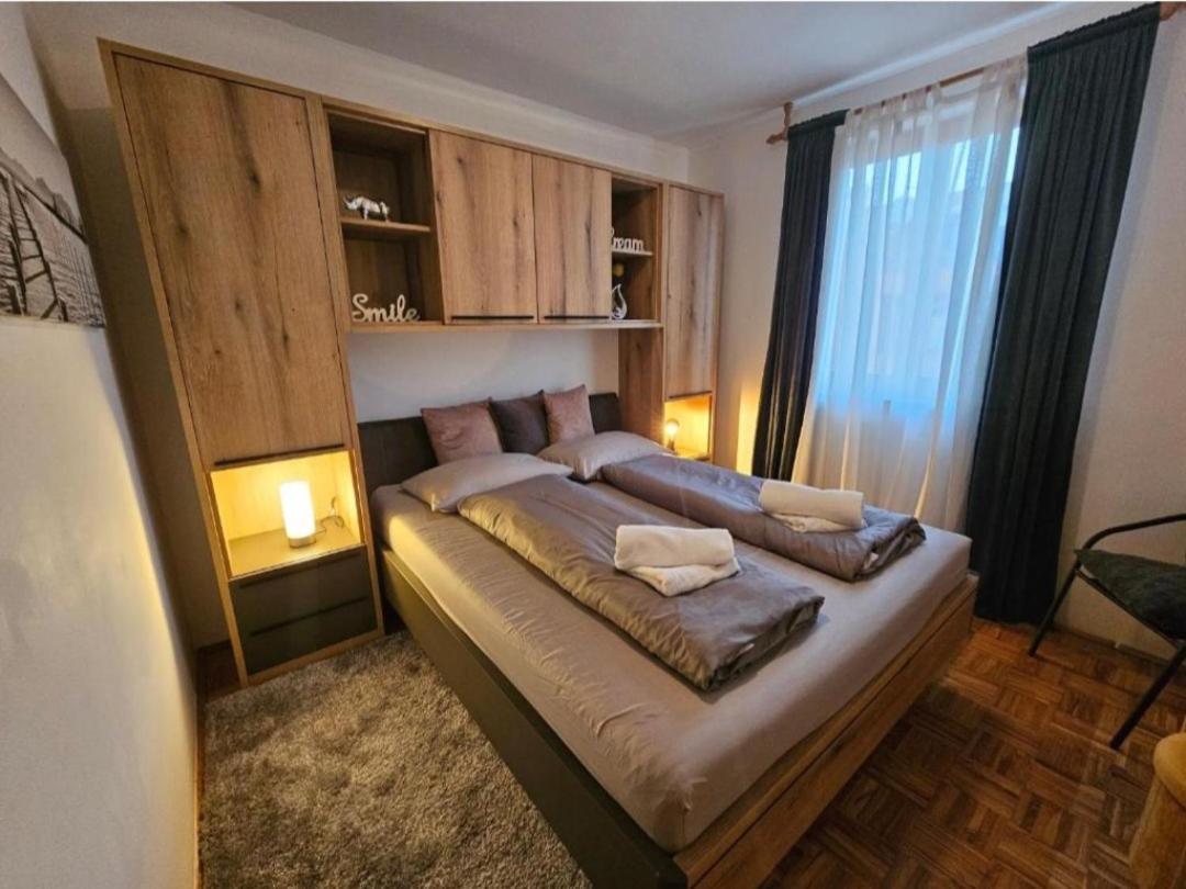 Apartment Gloria 罗维尼 外观 照片